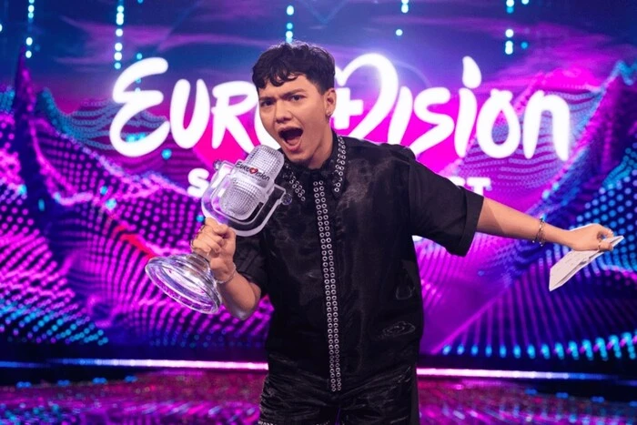 Eurovision Winner Thanks Putin Supporter