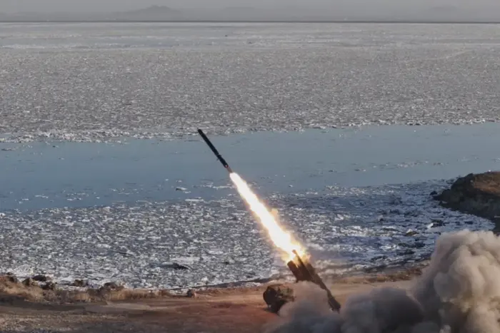 Nordkorea hat cruise missiles im Ostmeer gestartet