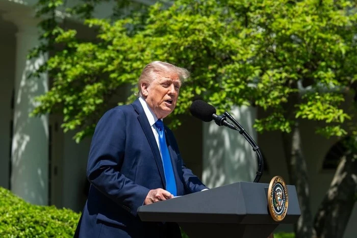 Trump skomentował swoje zdjęcie w stroju Papieża Rzymskiego
