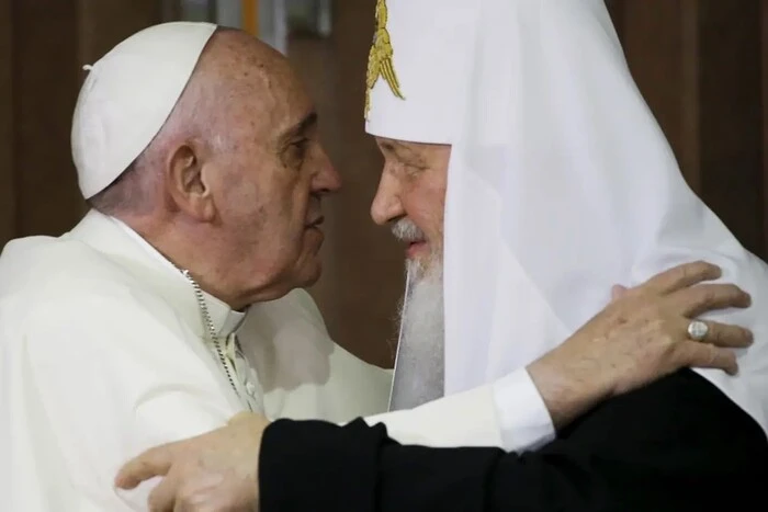 Pope Francis firmly supports Ukraine