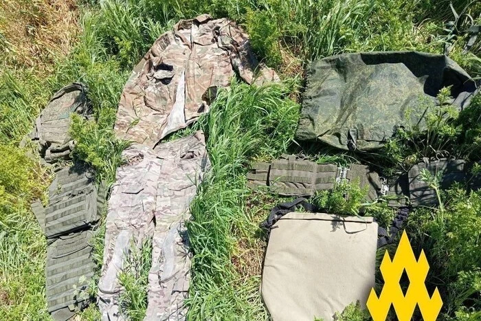 Gruppa rosyjskich żołnierzy uciekła z przednich pozycji pod Chersonem