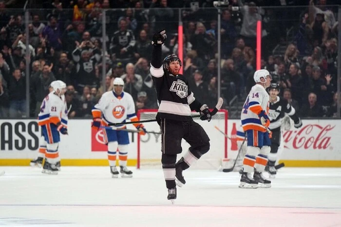 Russian hockey player complained about the homeless problem in Los Angeles