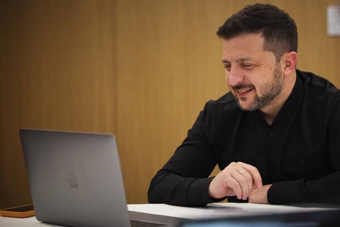 Zeleński rozmawiał z prezydentem FIFA Infantino i Szewczenką