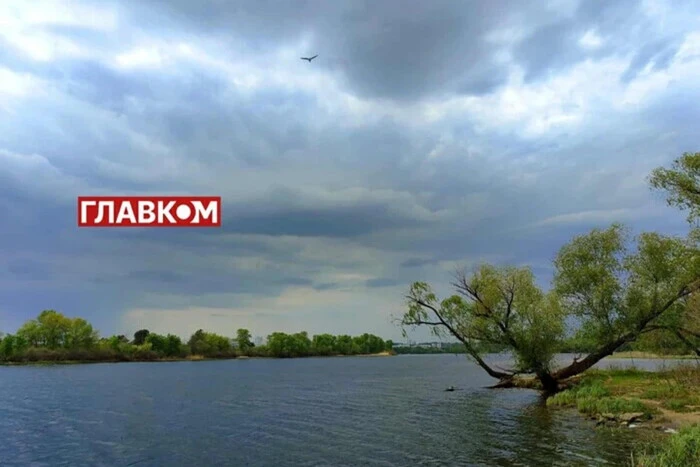 Хмарно з проясненнями, місцями дощі: прогноз погоди на 17 травня