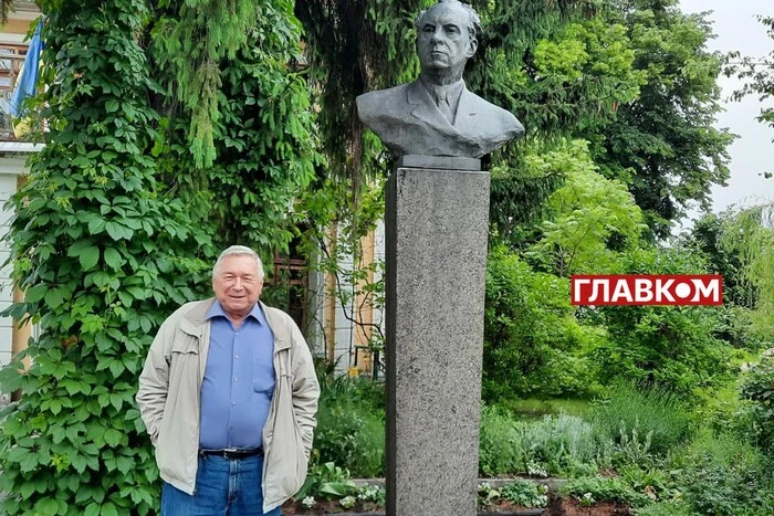 Вони кохали Максима Рильського. Онук поета розповів про романи славетного діда