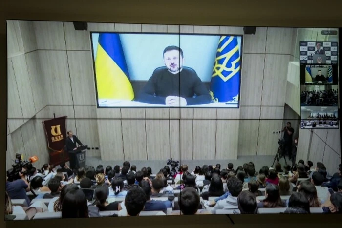 Зеленський зі студентами та викладачами