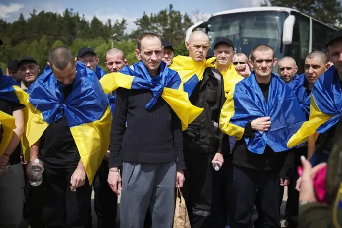 Чому звільненим із полону не можна одразу бачитися з ріднею? Роз'яснення психологині