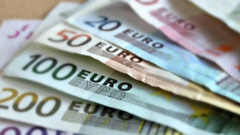 ЄС позбавиться євро: які купюри стануть непотрібними