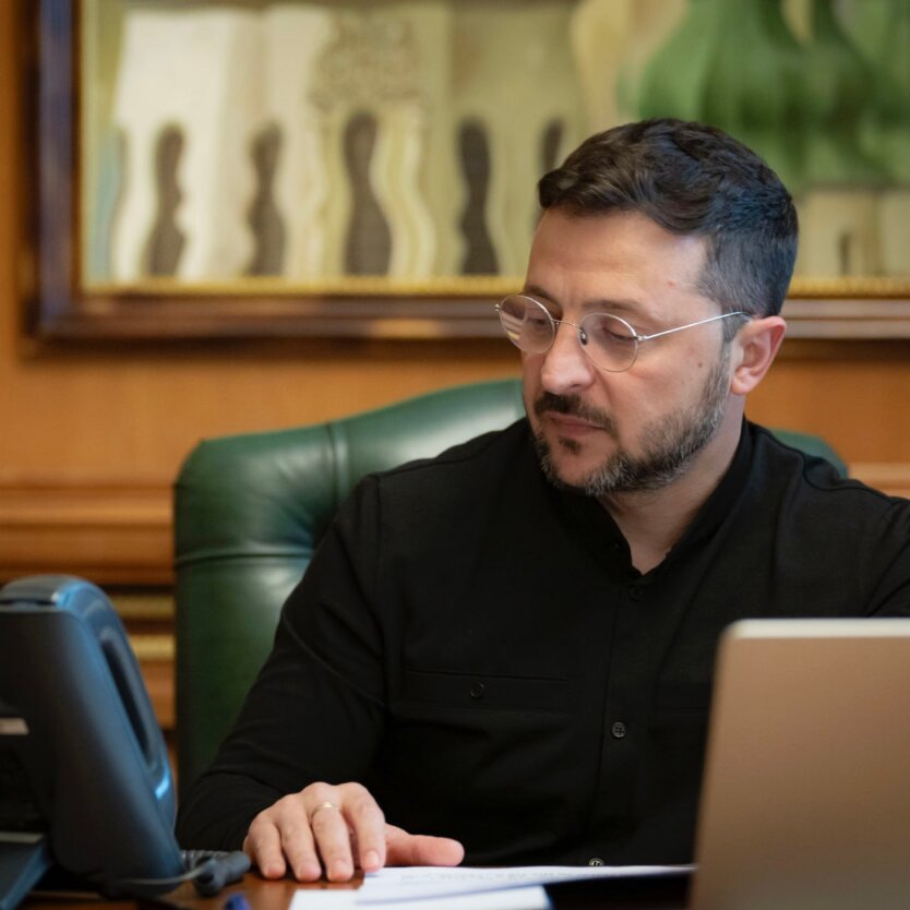 Zelensky: Putin wants Trump to distance himself from the negotiation process