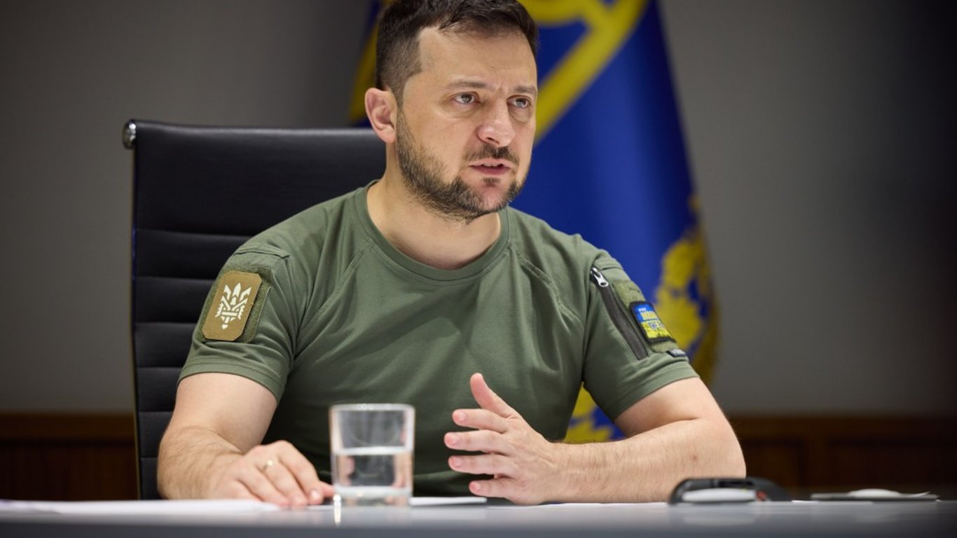 Drei Soldaten wird posthum der Titel Held verliehen, — Selenskyj