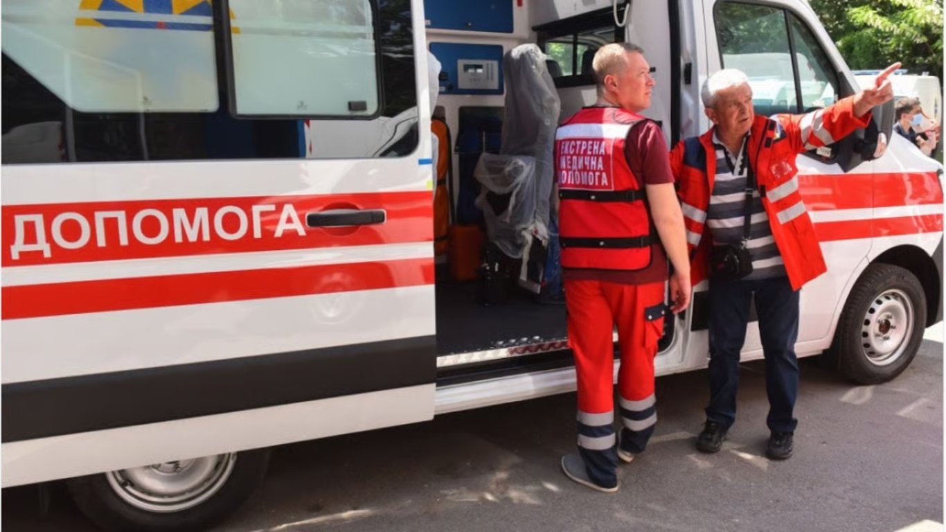 In Donetsk region, a Russian drone hit a vehicle with humanitarian aid