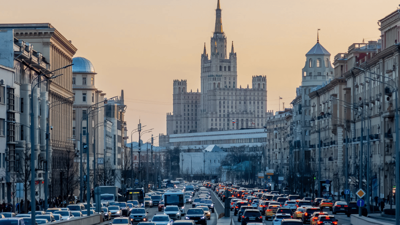 Не только слизни — Москву ждет нашествие новых комаров