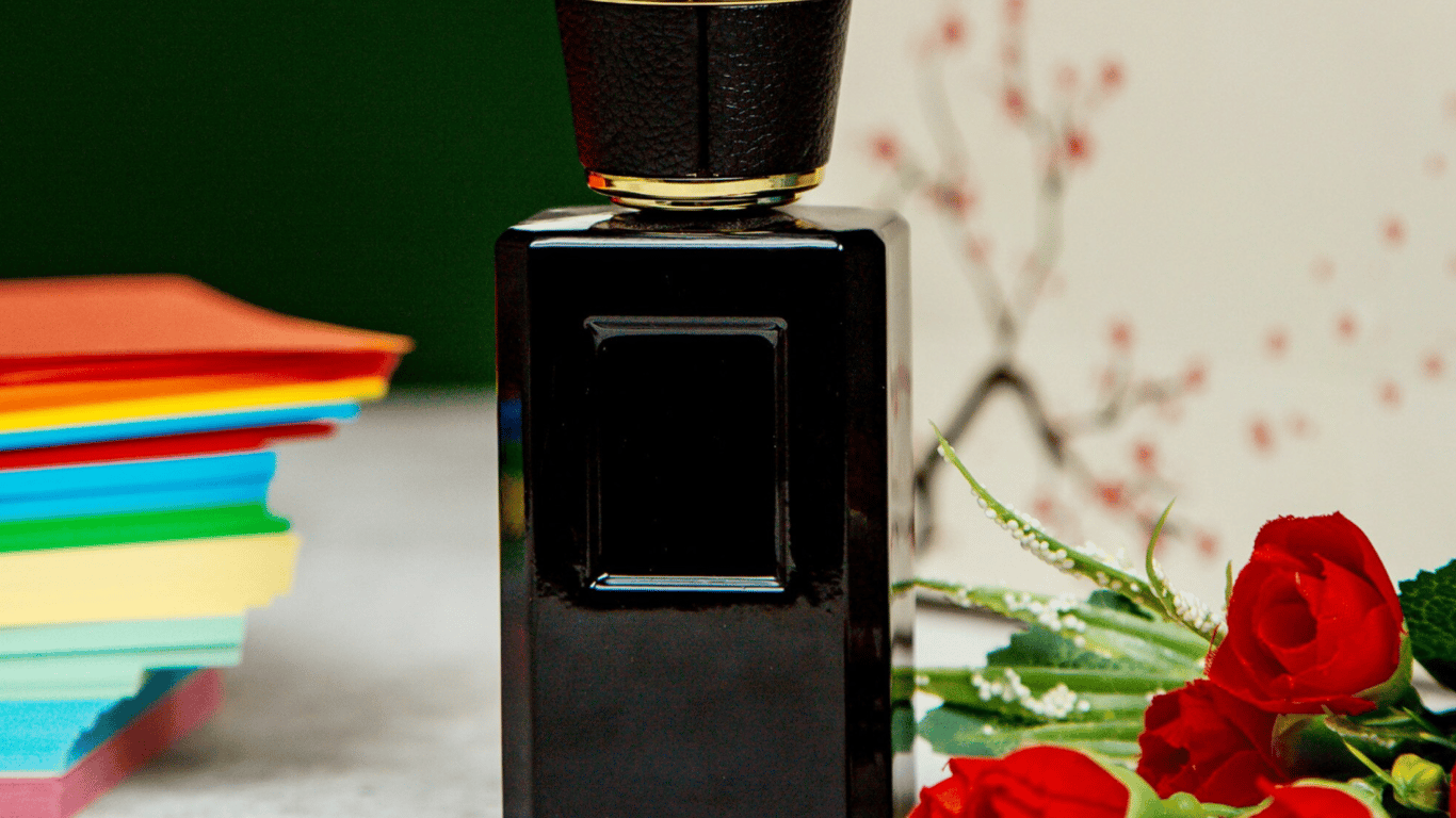 Three legendary Armani fragrances that you fall in love with at the first breath