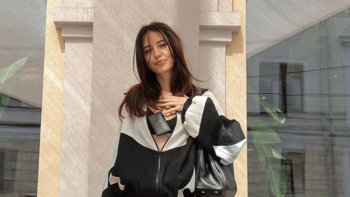 Nadia Dorofeeva Sets the Trend — Everyone Wants This Skirt
